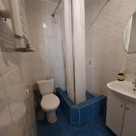 2 ком на пл ринок Apartment