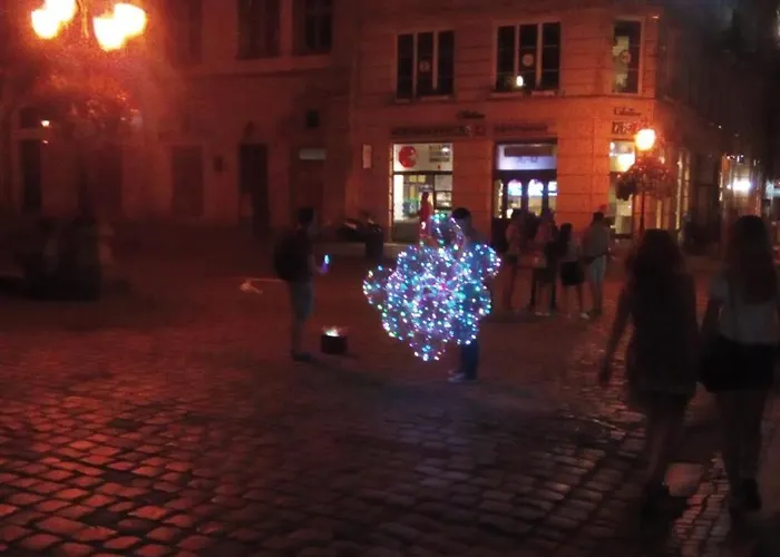 Апартаменты 2 ком на пл ринок *